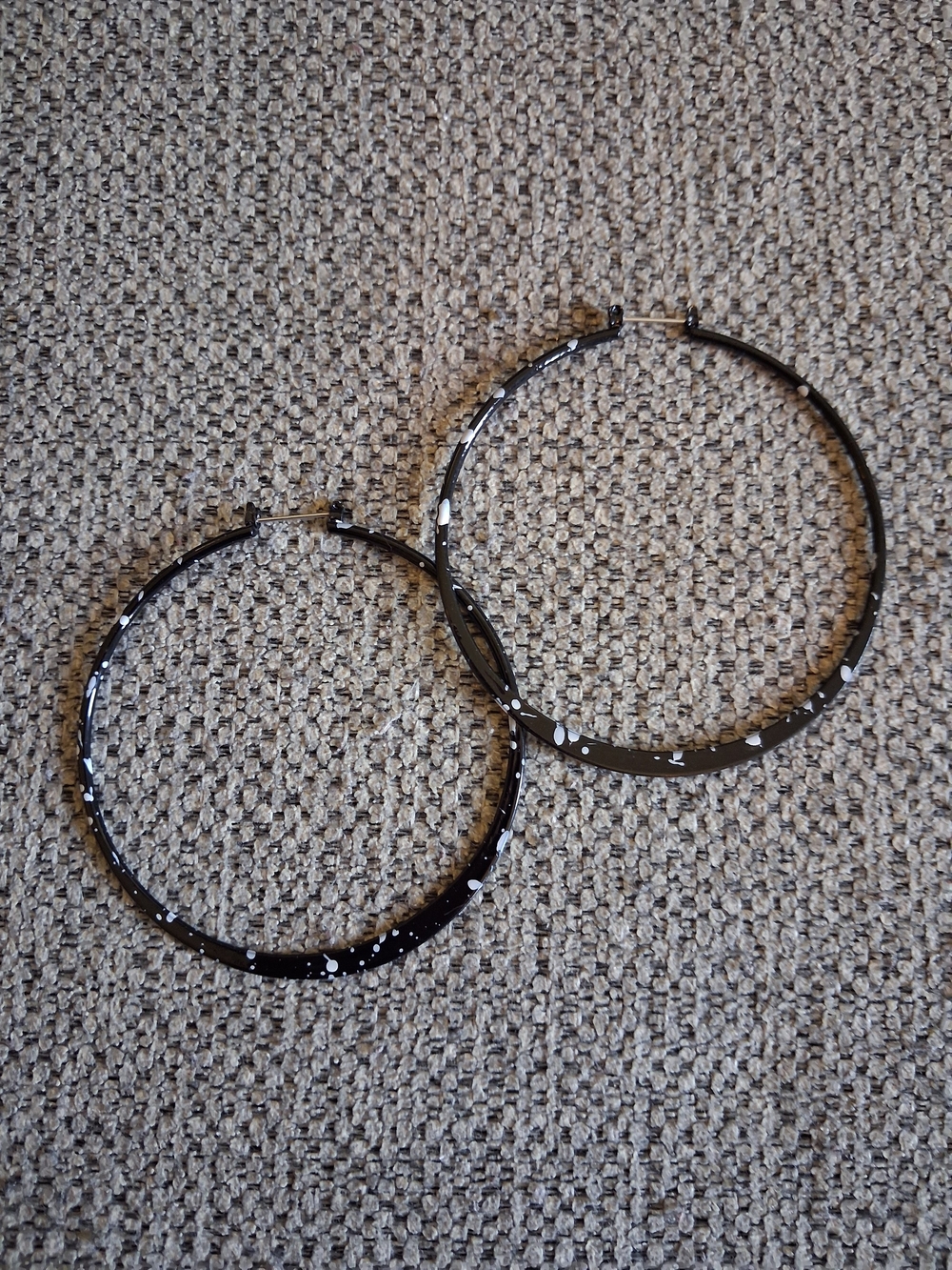 Black Speckled Hoop Earrings - Women Jewelry